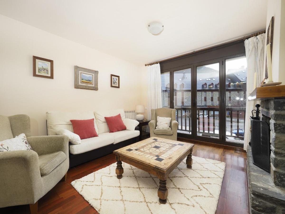 Apartamento Maladeta Vielha Ngoại thất bức ảnh